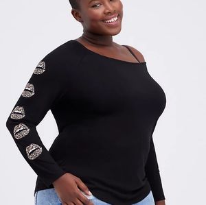 Nwt torrid leopard lips off shoulder heritage slub tee. Sexy cute. Size 4x